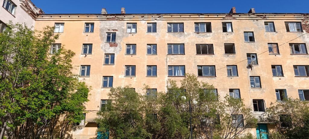 поселок Туманный Кольский полуостров